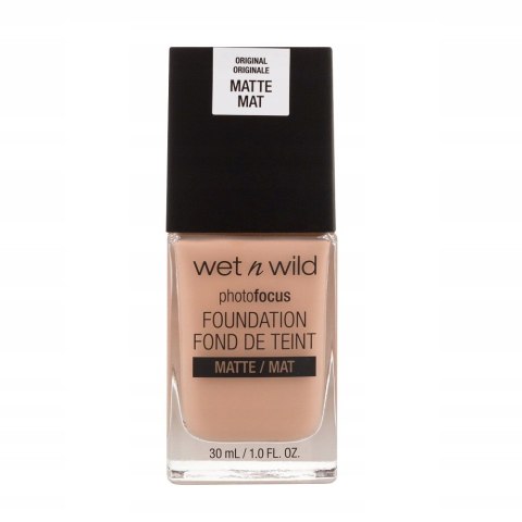 Wet n Wild Photo Focus Foundation wygładzający podkład do twarzy Classic Beige 30ml (P1)