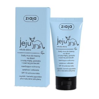 Ziaja Jeju biały mus do twarzy na dzień SPF10 z nutą mięty granatu i czarnej porzeczki 50ml (P1)